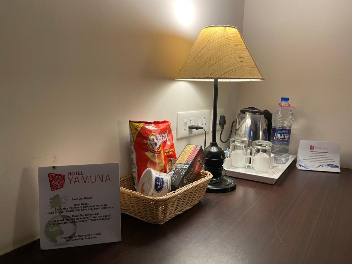 Hotel Yamuna Adur Ngoại thất bức ảnh